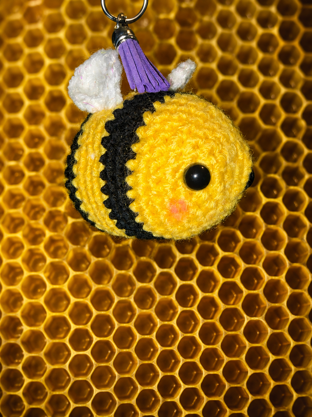 Crochet bee keychain