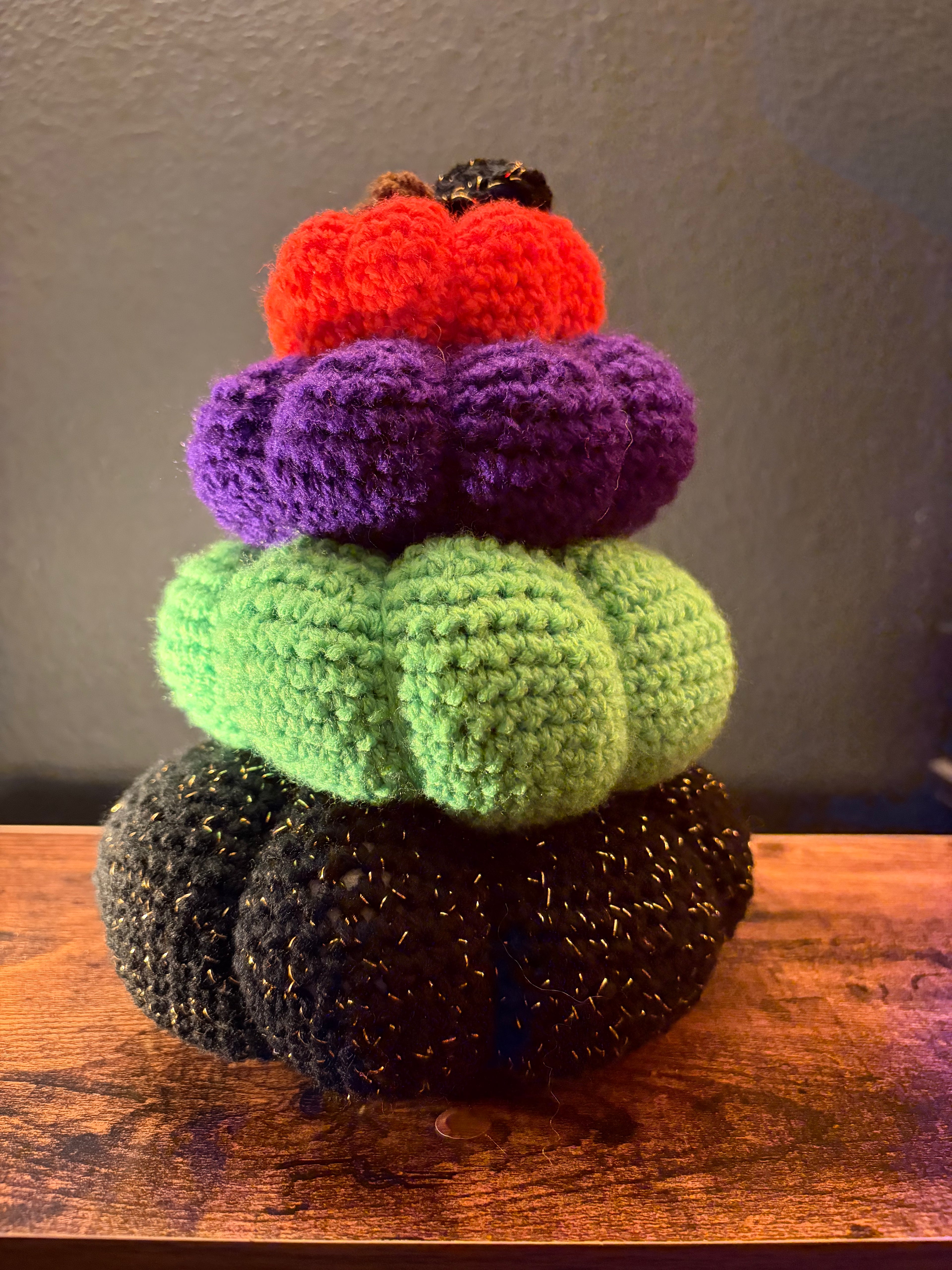 Halloween pumpkin stack